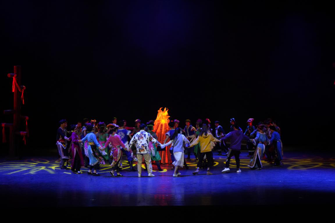 原创剧目《白云深处》