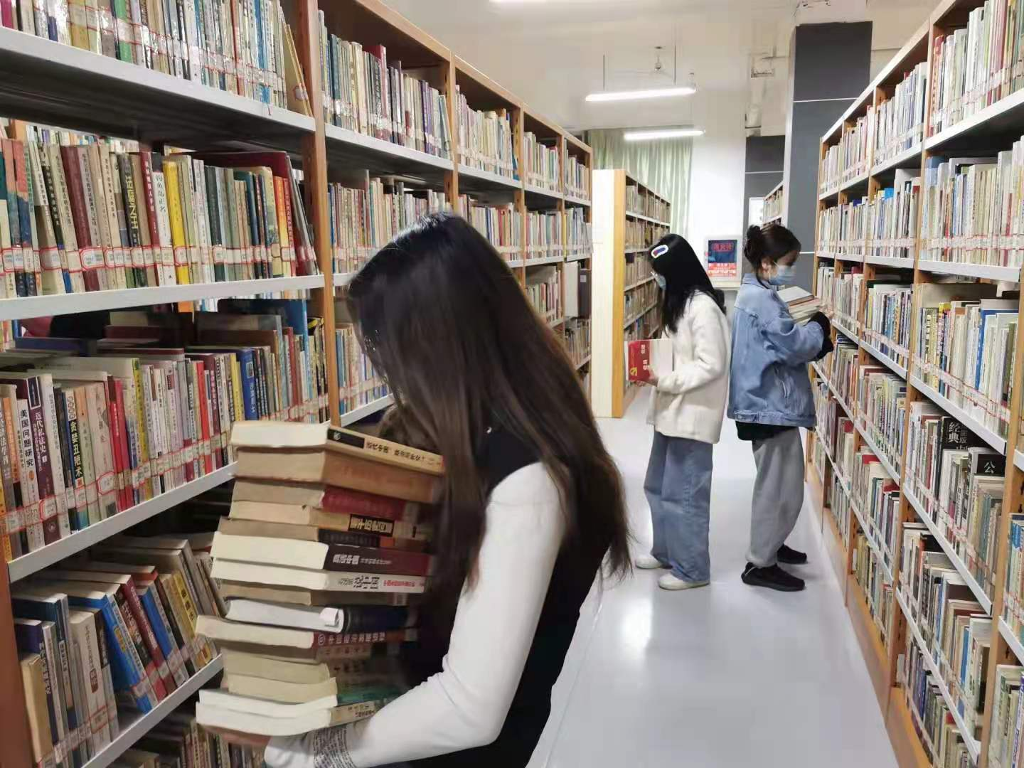 戏剧演艺学院庆祝中国建党100周年&ldquo;学党史、寻宝藏&rdquo;活动