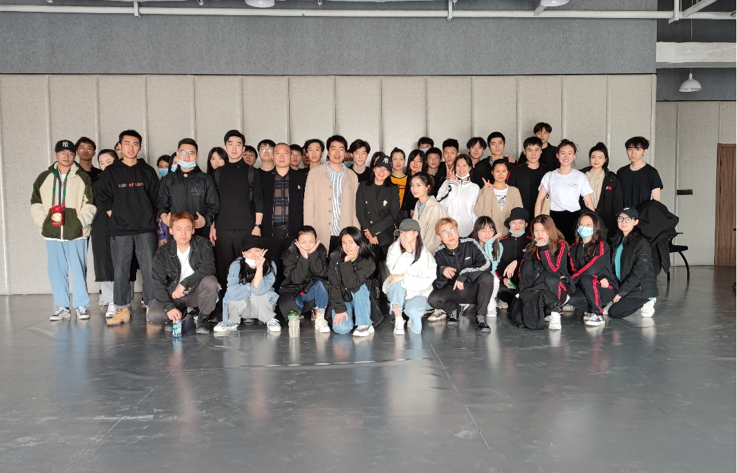 2021年戏剧演艺学院实习基地考察&mdash;&mdash;感受戏剧魅力夯实专业实践